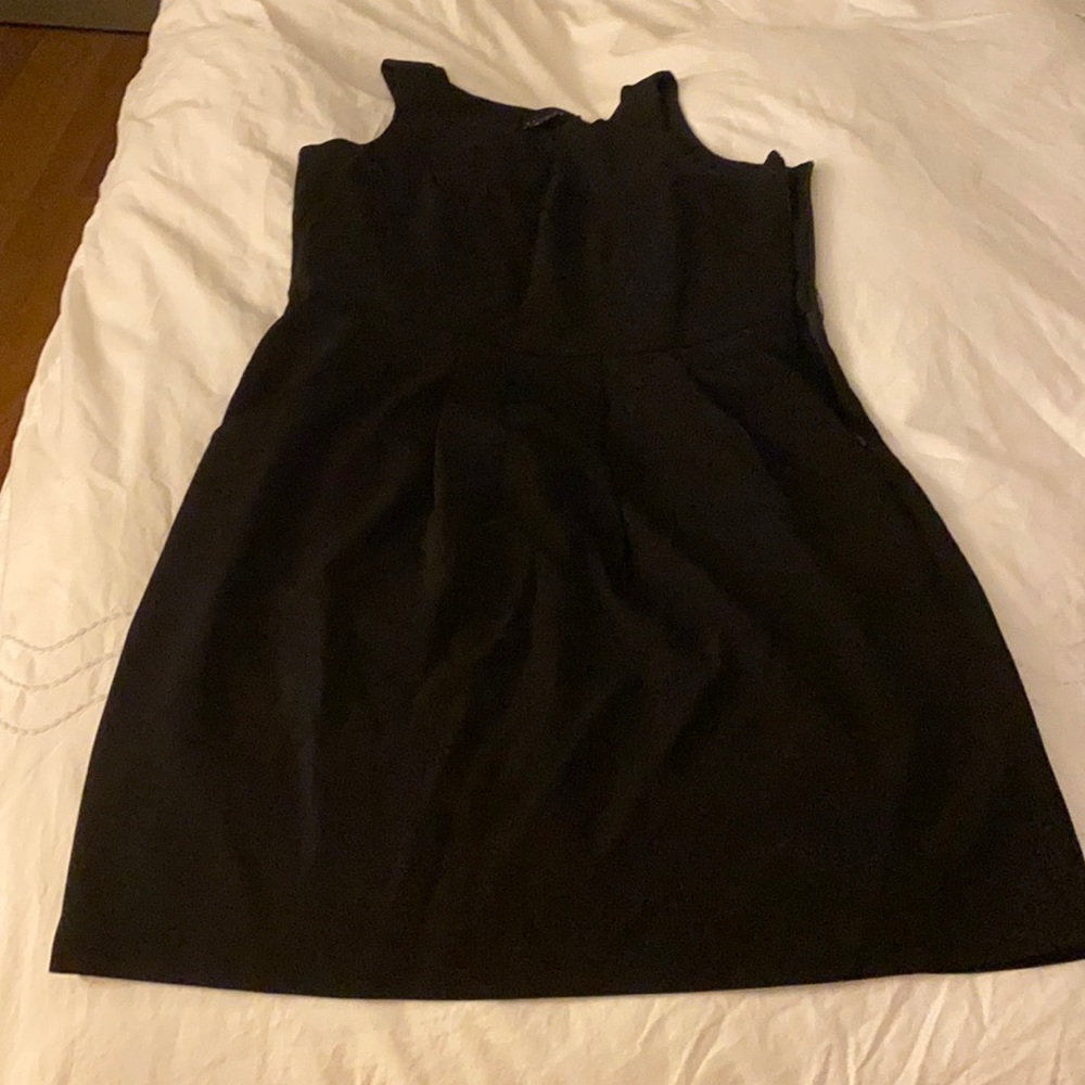 Theory black dress with pockets